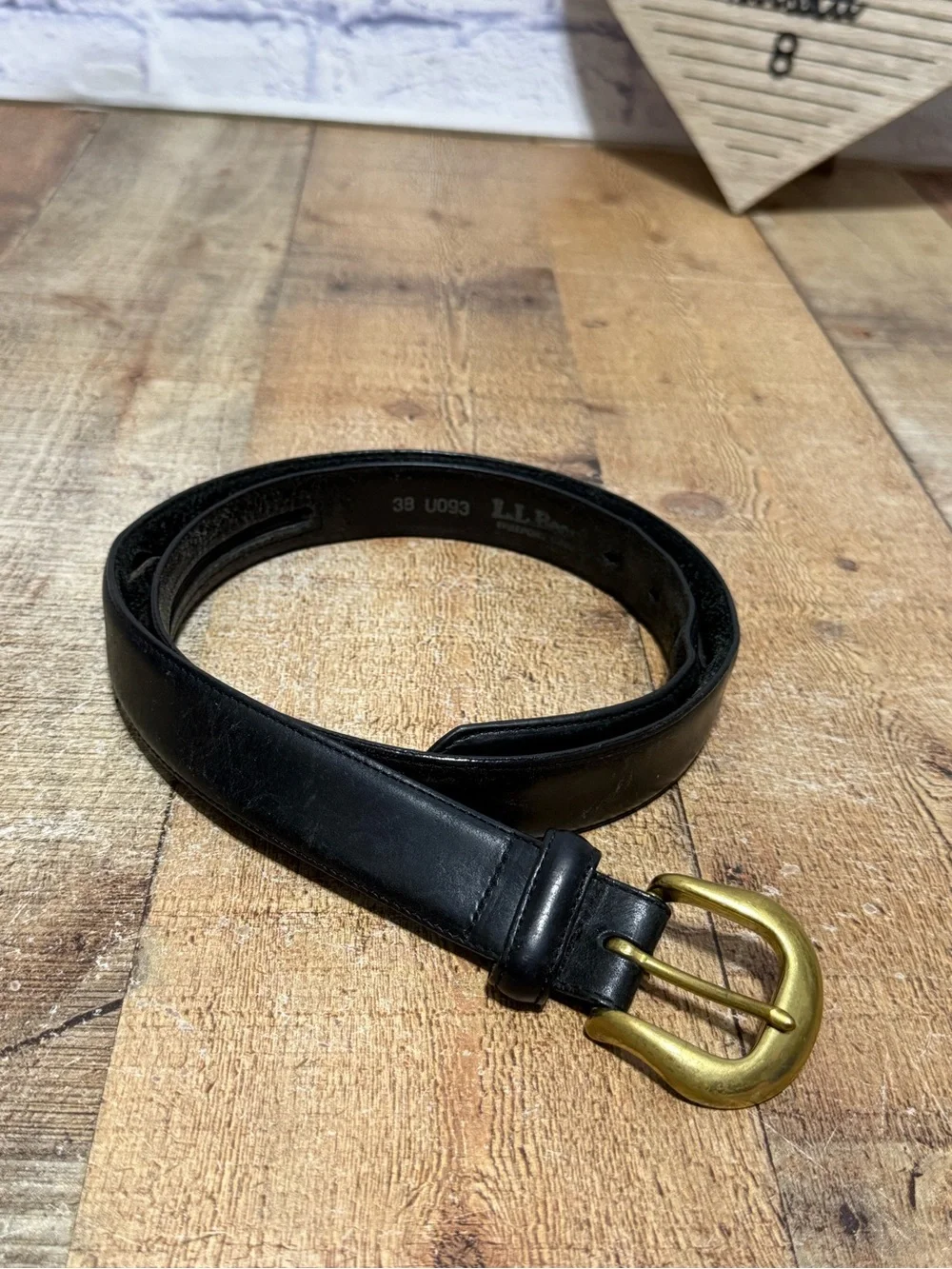 L.L. Bean Leather Travel Belt W/ Money Zip Sz 38